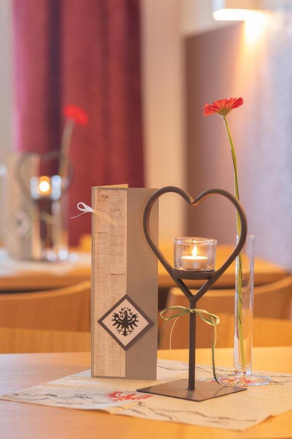 Hotel Eckartauerhof 메이른호픈 외부 사진