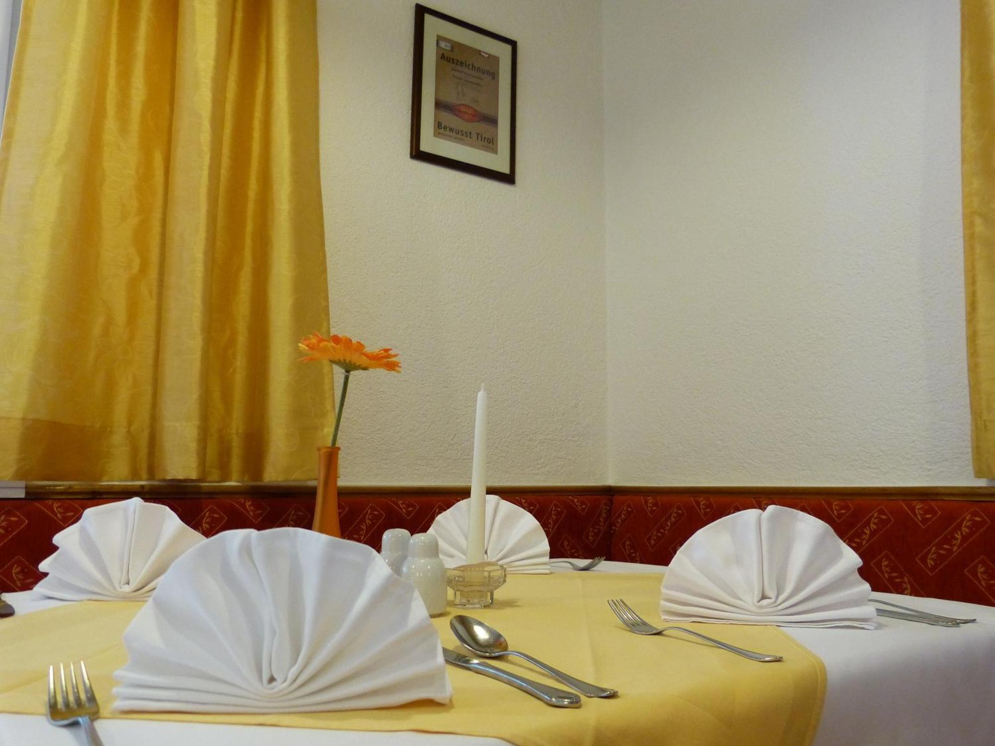 Hotel Eckartauerhof 메이른호픈 외부 사진
